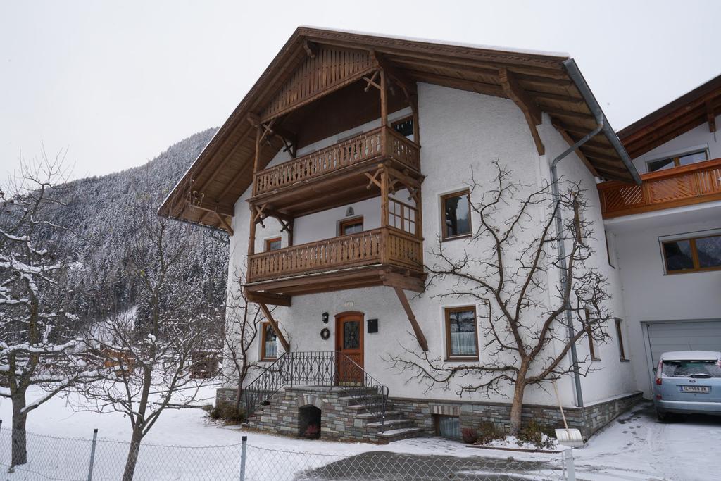 Haus Ruetzbach Apartment Neustift im Stubaital Exterior photo