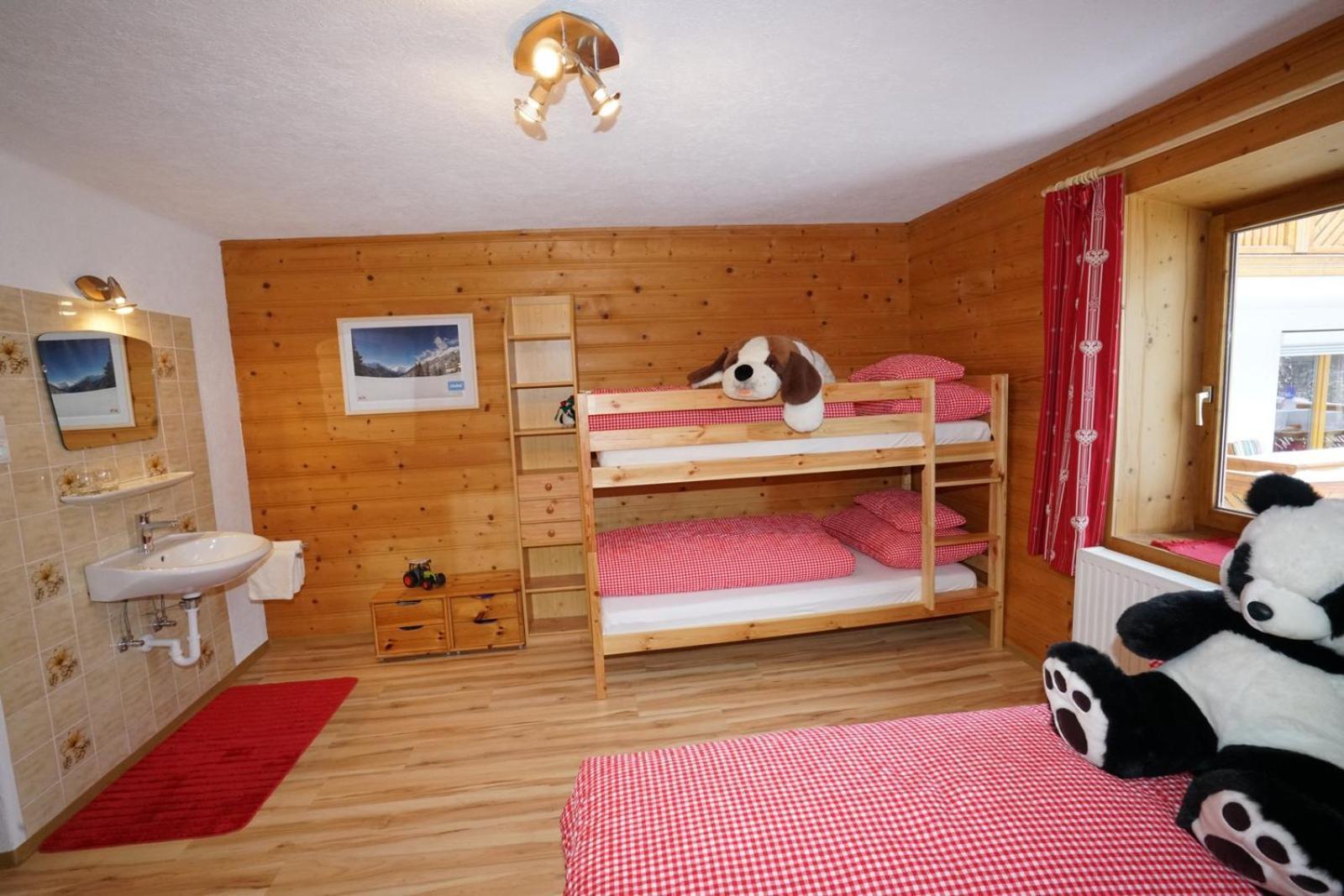 Haus Ruetzbach Apartment Neustift im Stubaital Exterior photo